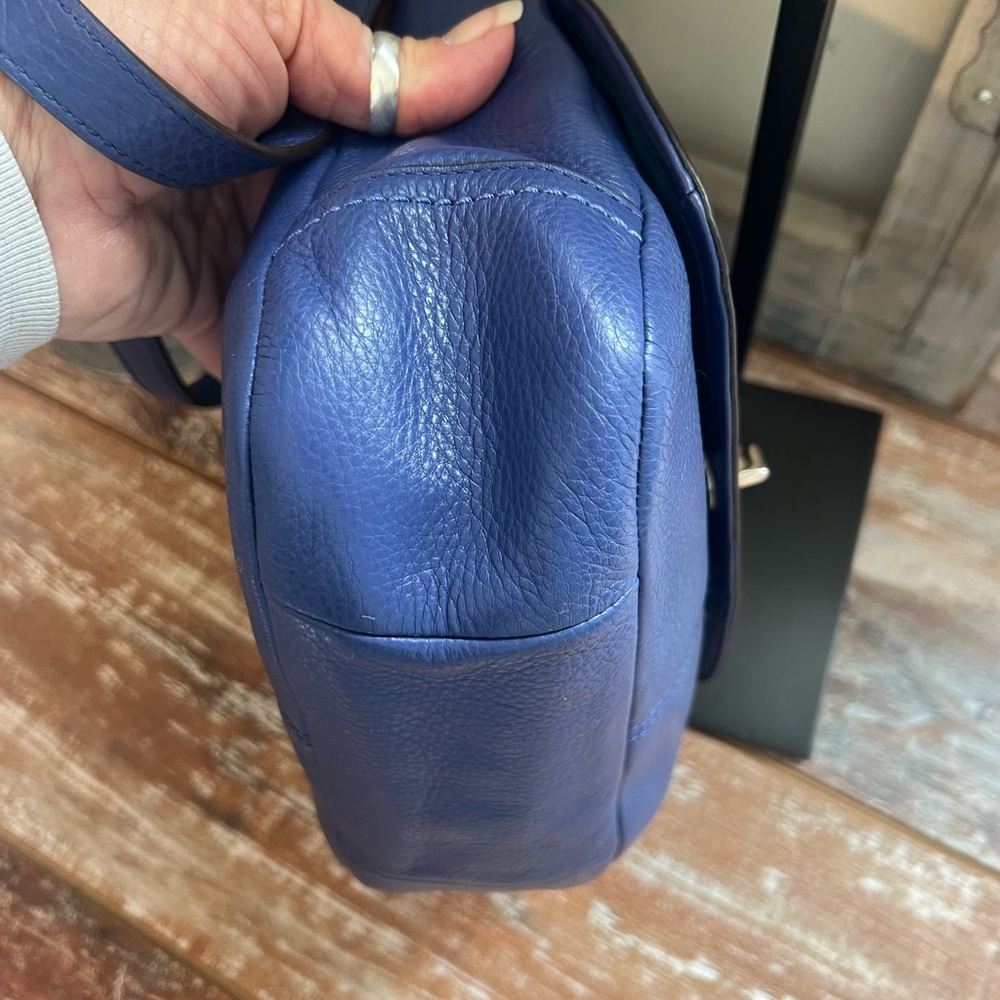 Coach Pebbled Leather Crossbody Bag in Navy with Teal Tag - Picture 8 of 10